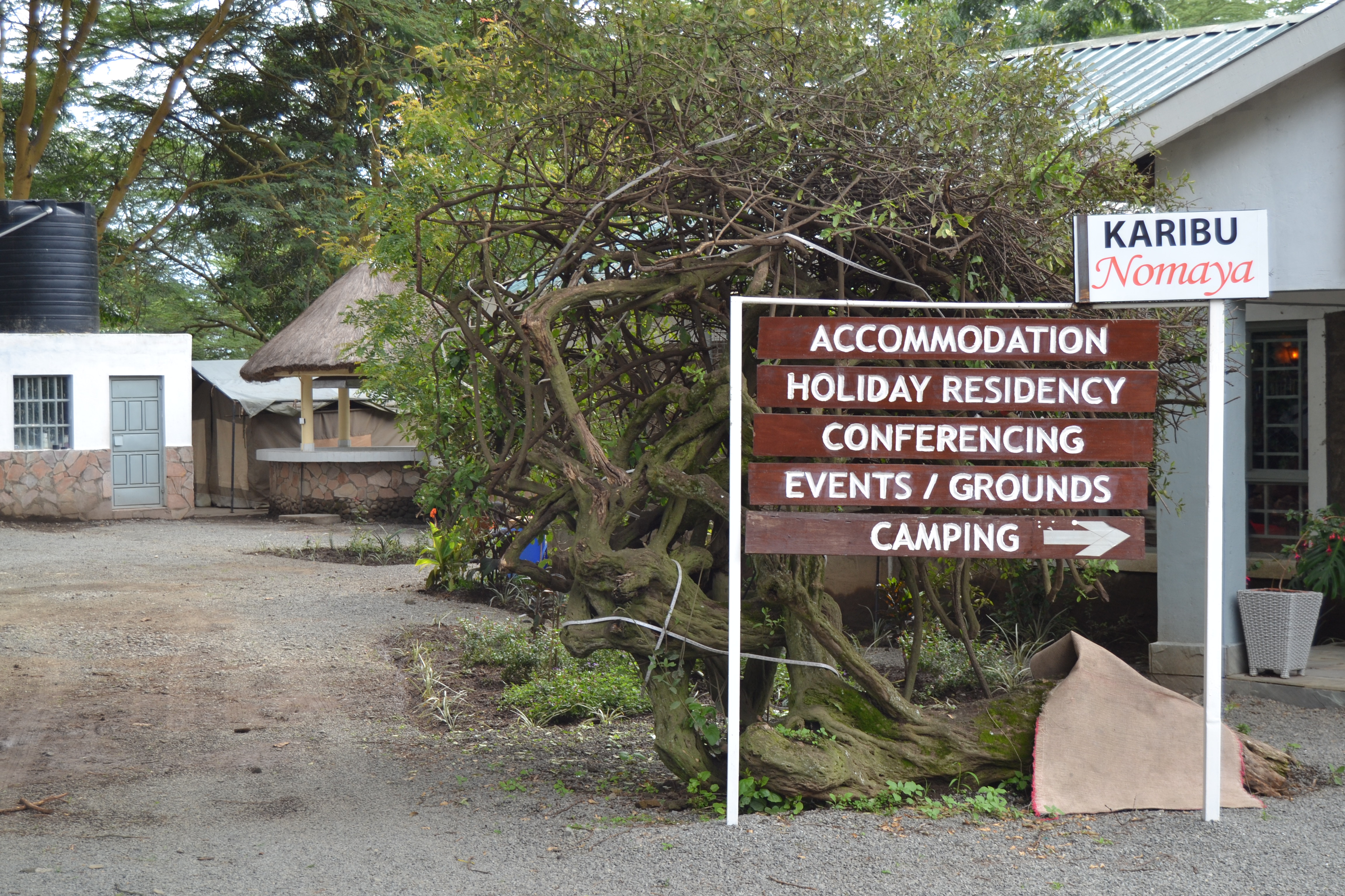 Astorian Lounge Near me. Book Naivasha for Camping, clubing, conference rooms, Astorian Nomaya